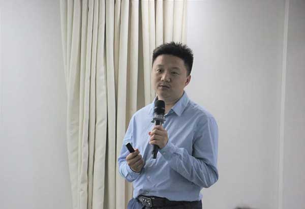 熱烈祝賀2020“人工智能與新零售”創(chuàng)新論壇圓滿落幕