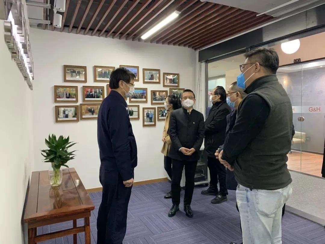 【協(xié)會(huì)新聞】上海市副市長許昆林一行蒞臨協(xié)會(huì)檢查指導(dǎo)疫情防控和企業(yè)復(fù)工復(fù)產(chǎn)工作