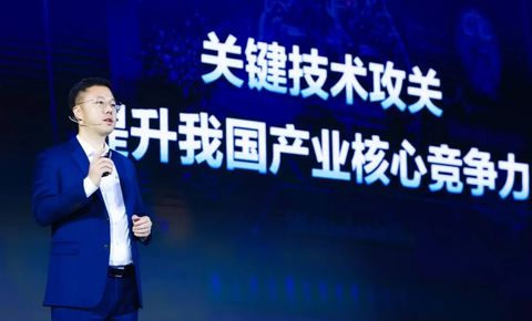 工業(yè)「向上」，百度智能云「向下」